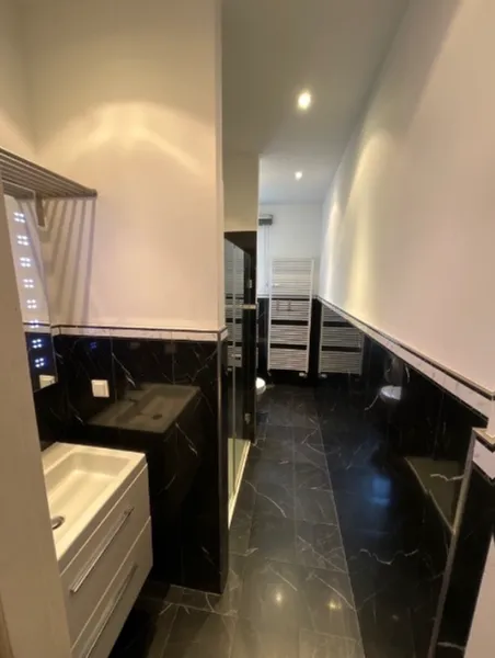 Wohnen mit Charakter: 3-Zimmer-Wohnung am Steubenplatz — photo 1